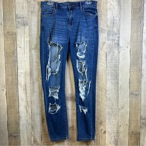 Cello Size 11/30 Distressed Ripped Torn Cropped Straight Leg Jeans w/5 Pockets